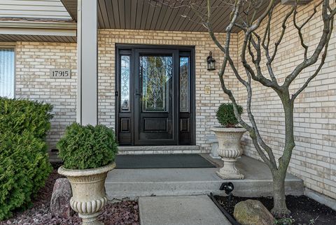Tiny photo for 17915 Crooked Creek Court, Orland Park, IL 60467 (MLS # 12634079)
