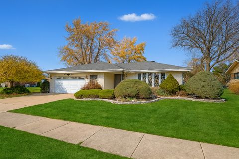 Photo of 8226 Bob O Link Road, Orland Park, IL 60462 (MLS # 12519720)