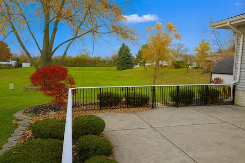 Tiny photo for 8226 Bob O Link Road, Orland Park, IL 60462 (MLS # 12519720)