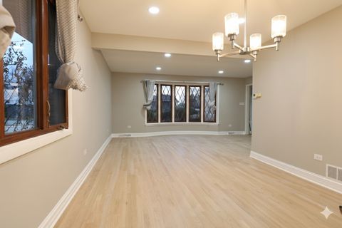 Tiny photo for 8226 Bob O Link Road, Orland Park, IL 60462 (MLS # 12519720)