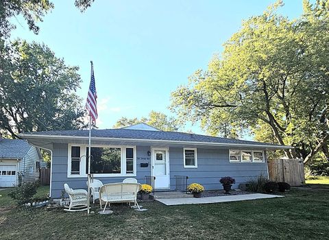 Photo of 1021 Mary Avenue, Dixon, IL 61021 (MLS # 12480953)