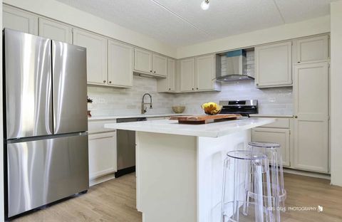 Tiny photo for 4106 N NARRAGANSETT Avenue #301, Chicago, IL 60634 (MLS # 12507994)