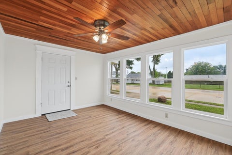 Tiny photo for 705 S Court Street, Tuscola, IL 61953 (MLS # 12753874)