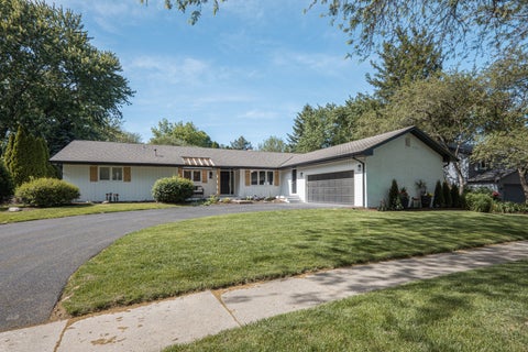 Photo of 36 Winthrop New Road, Sugar Grove, IL 60554 (MLS # 12653012)