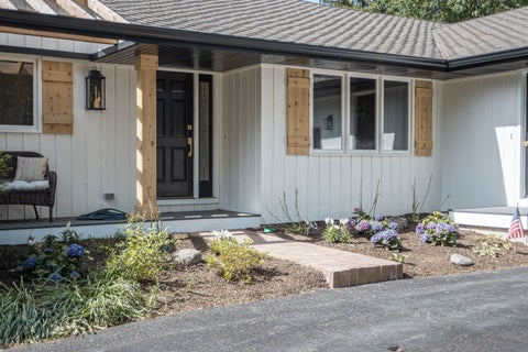 Tiny photo for 36 Winthrop New Road, Sugar Grove, IL 60554 (MLS # 12653012)