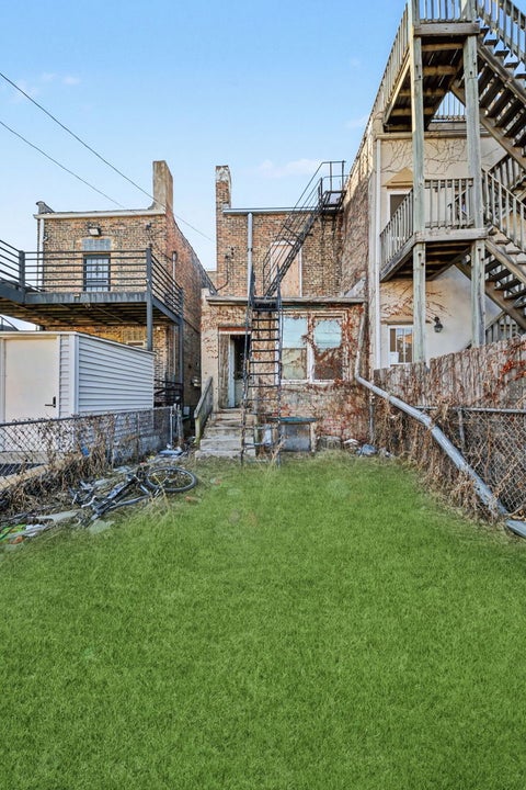Tiny photo for 3549 S Indiana Avenue, Chicago, IL 60653 (MLS # 12759576)
