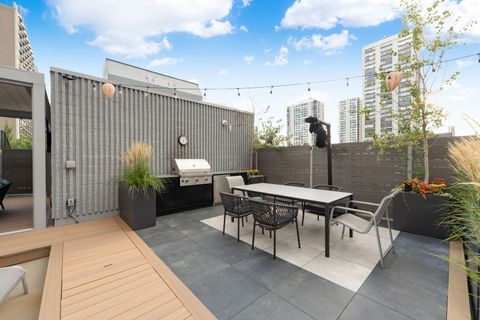 Tiny photo for 1516 N State Parkway #5D, Chicago, IL 60610 (MLS # 12490842)