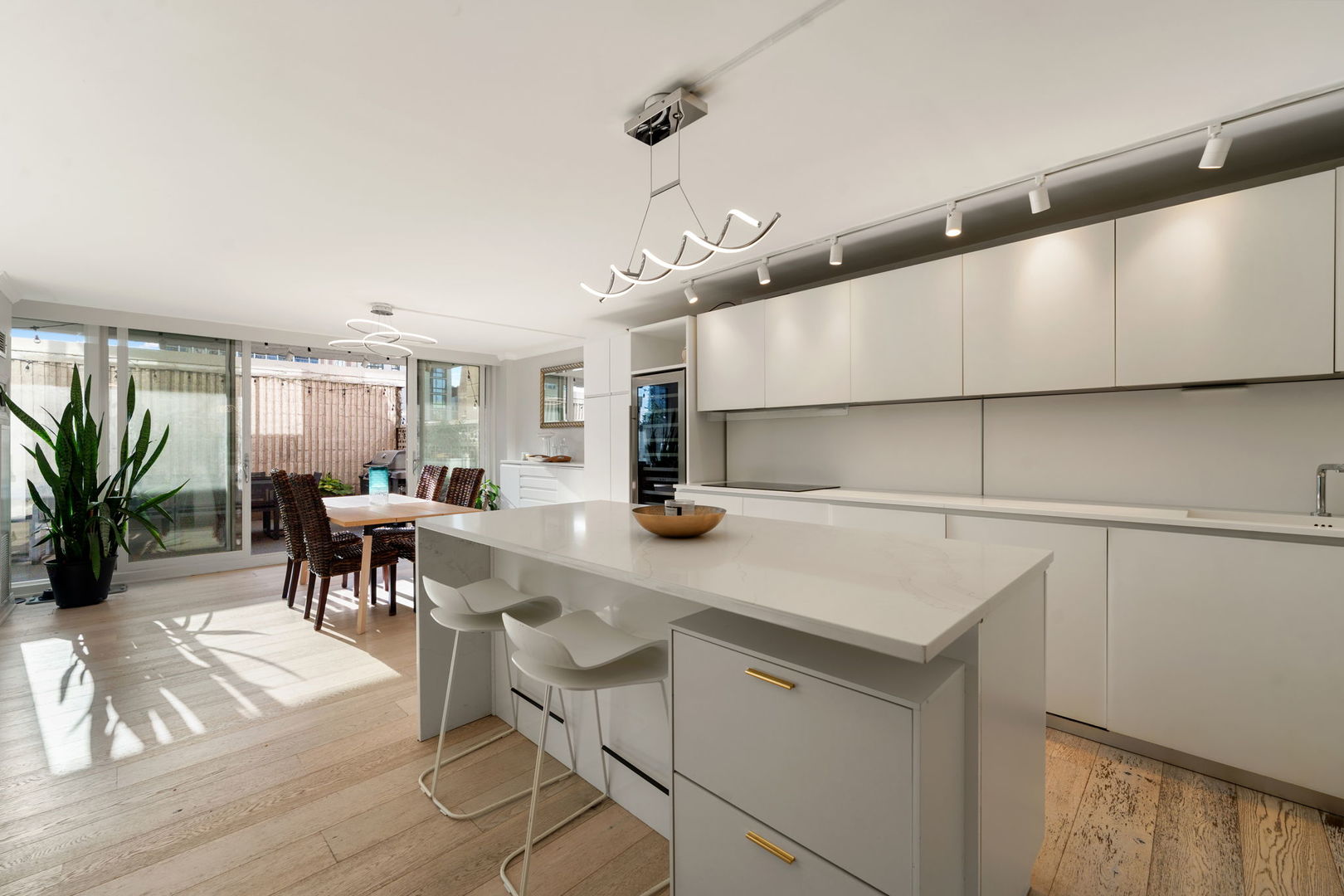 1516 N State Parkway 5D