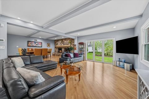 Tiny photo for 8 Anglican Lane, Lincolnshire, IL 60069 (MLS # 12630629)