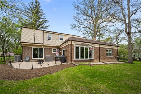 Tiny photo for 8 Anglican Lane, Lincolnshire, IL 60069 (MLS # 12630629)