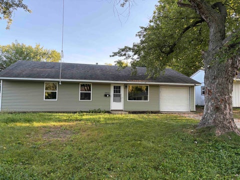 Photo of 2415 E Oregon Street, Urbana, IL 61802 (MLS # 12754962)