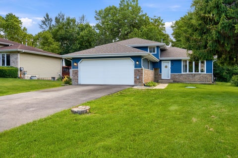 Photo of 0N140 Sarana Avenue, West Chicago, IL 60185 (MLS # 12765555)