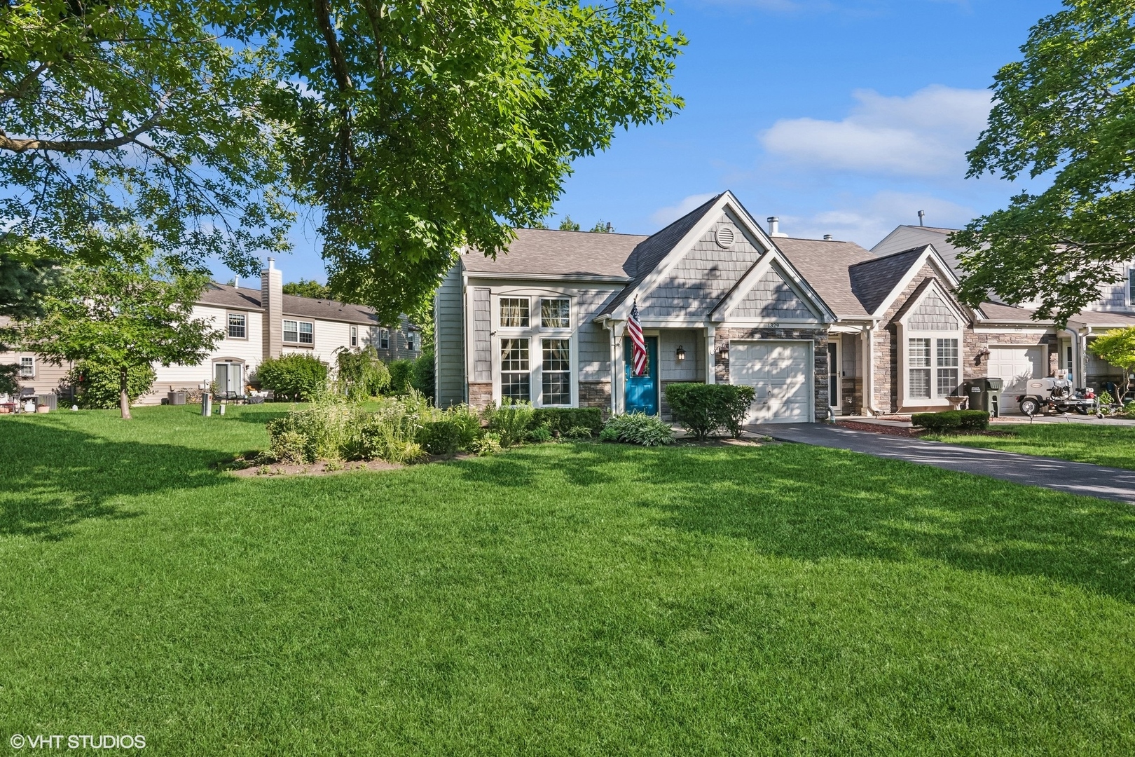 1329 Gloucester Circle