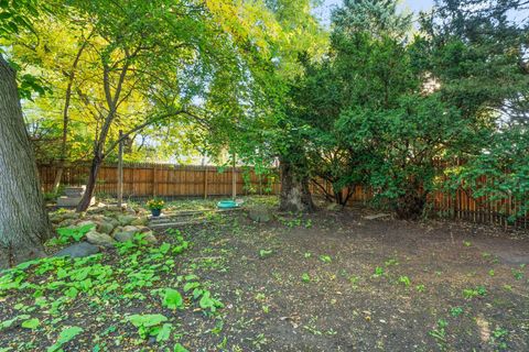 Tiny photo for 15501 Rose Drive, South Holland, IL 60473 (MLS # 12435152)