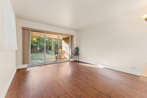 Tiny photo for 15501 Rose Drive, South Holland, IL 60473 (MLS # 12435152)