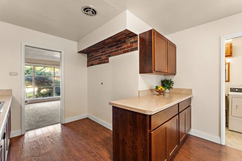 Tiny photo for 15501 Rose Drive, South Holland, IL 60473 (MLS # 12435152)