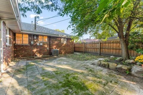 Tiny photo for 15501 Rose Drive, South Holland, IL 60473 (MLS # 12435152)