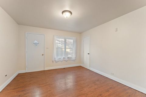 Tiny photo for 15501 Rose Drive, South Holland, IL 60473 (MLS # 12435152)