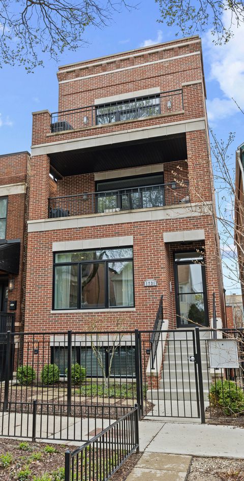 1731 W Melrose Avenue 1 Chicago IL 60657