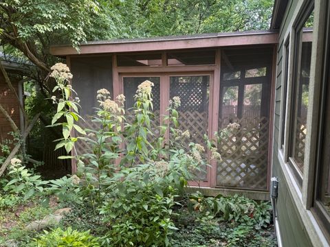 Tiny photo for 707 W Iowa Street, Urbana, IL 61801 (MLS # 12447361)