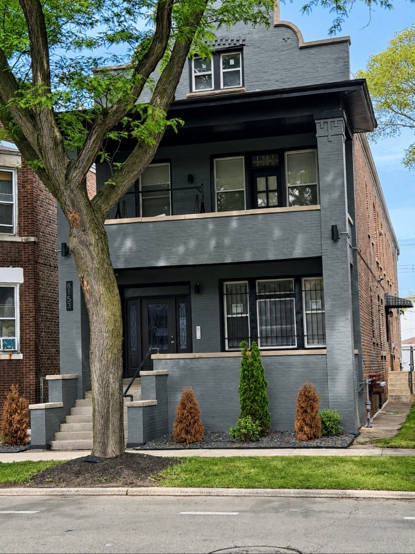 8153 S South Shore Drive