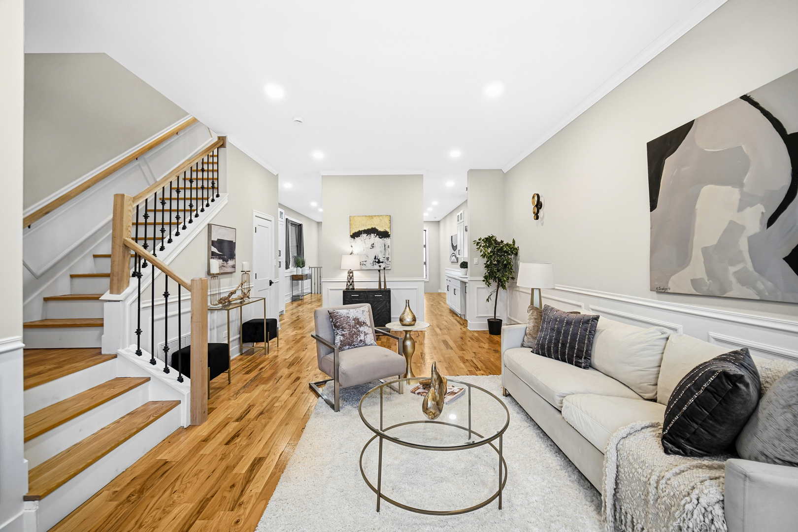 5032 S Michigan Avenue