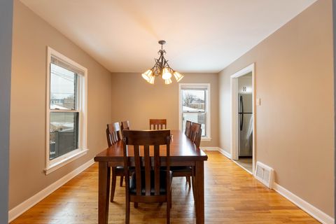 Tiny photo for 3515 Elmwood Avenue, Berwyn, IL 60402 (MLS # 12579316)