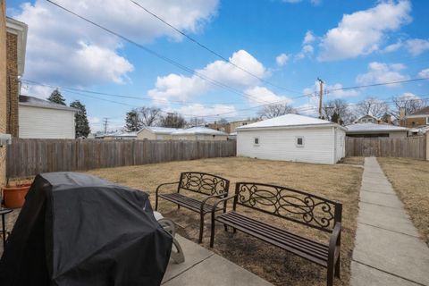 Tiny photo for 3515 Elmwood Avenue, Berwyn, IL 60402 (MLS # 12579316)