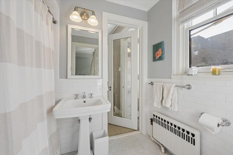 Tiny photo for 1448 N Lake Shore Drive #3C, Chicago, IL 60610 (MLS # 12589246)