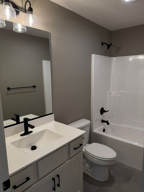 Tiny photo for 6105 Wrigley Drive, Bloomington, IL 61705 (MLS # 12373305)