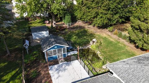 Tiny photo for 208 S River Road, Fox River Grove, IL 60021 (MLS # 12492170)