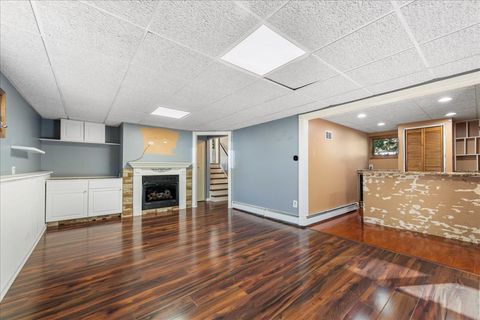 Tiny photo for 208 S River Road, Fox River Grove, IL 60021 (MLS # 12492170)