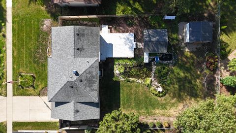 Tiny photo for 208 S River Road, Fox River Grove, IL 60021 (MLS # 12492170)