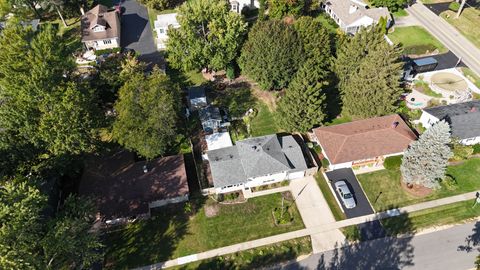 Tiny photo for 208 S River Road, Fox River Grove, IL 60021 (MLS # 12492170)