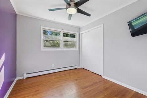 Tiny photo for 208 S River Road, Fox River Grove, IL 60021 (MLS # 12492170)