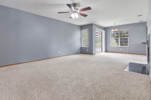 Tiny photo for 100 White Oak Court #1, Schaumburg, IL 60195 (MLS # 12514025)