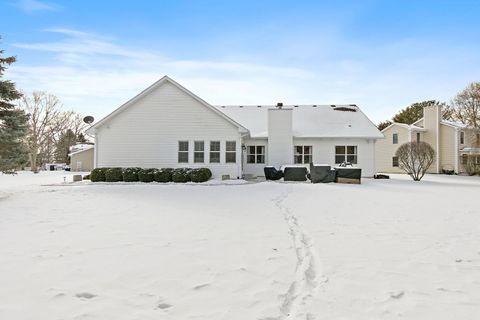 Tiny photo for 560 Ellen Court, Woodstock, IL 60098 (MLS # 12556328)