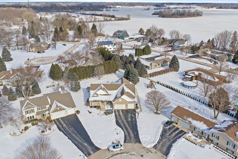 Tiny photo for 560 Ellen Court, Woodstock, IL 60098 (MLS # 12556328)