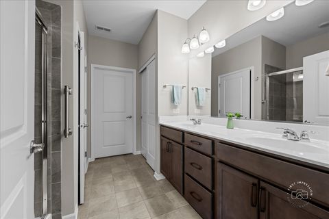 Tiny photo for 320 Sussex Lane, North Aurora, IL 60542 (MLS # 12561010)