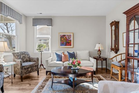 Tiny photo for 320 Sussex Lane, North Aurora, IL 60542 (MLS # 12561010)