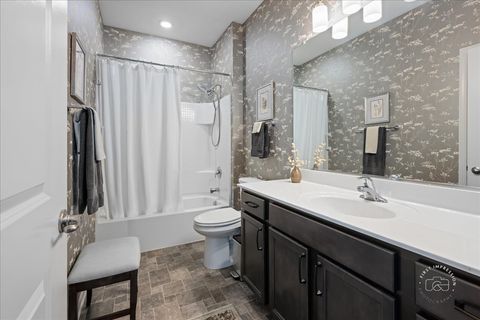 Tiny photo for 320 Sussex Lane, North Aurora, IL 60542 (MLS # 12561010)