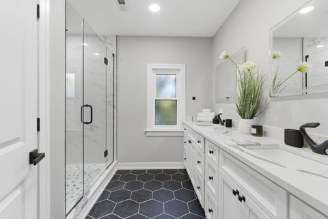 Tiny photo for 9423 S Sangamon Street, Chicago, IL 60620 (MLS # 12507819)