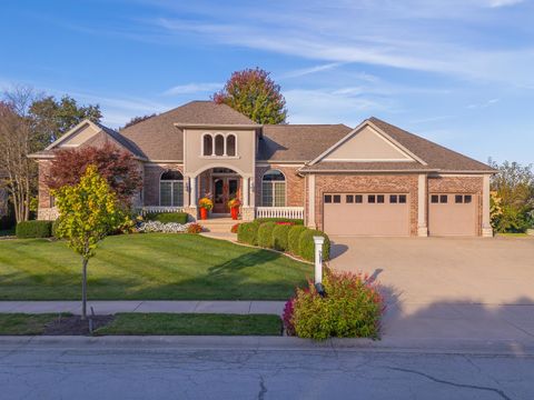 Photo of 47 Stonebrook Court, Bloomington, IL 61704 (MLS # 12500271) Photo of 47 Stonebrook Court, Bloomington, IL 61704 (MLS # 12500271)