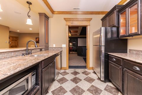 Tiny photo for 47 Stonebrook Court, Bloomington, IL 61704 (MLS # 12500271)