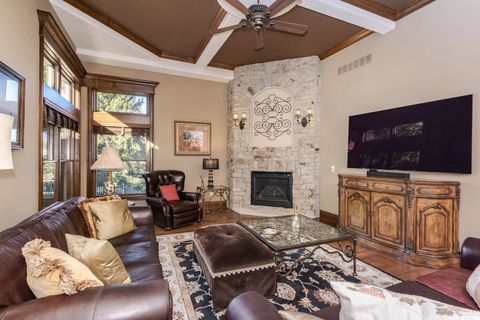 Tiny photo for 47 Stonebrook Court, Bloomington, IL 61704 (MLS # 12500271)
