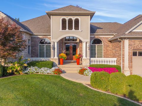 Tiny photo for 47 Stonebrook Court, Bloomington, IL 61704 (MLS # 12500271)