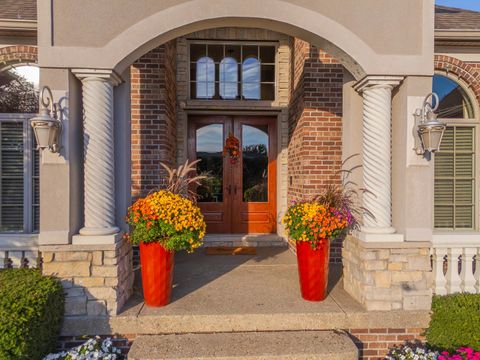 Tiny photo for 47 Stonebrook Court, Bloomington, IL 61704 (MLS # 12500271)