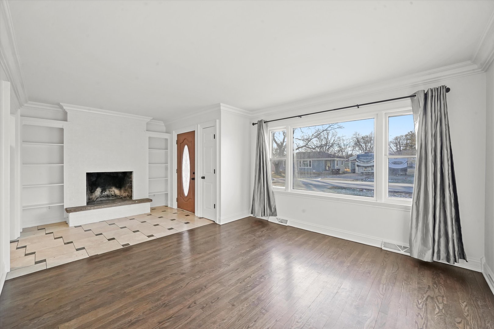 1918 Parklane Avenue