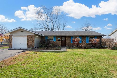 Photo of 6812 Wainwright Drive, Woodridge, IL 60517 (MLS # 12515949)