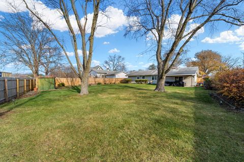 Tiny photo for 6812 Wainwright Drive, Woodridge, IL 60517 (MLS # 12515949)